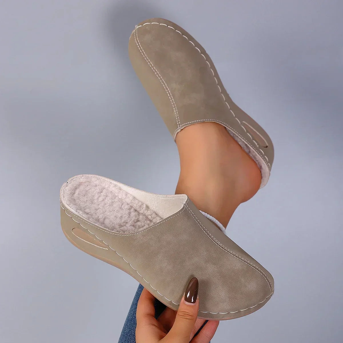 Pantofole Ortopediche da Donna – Comfort Quotidiano e Design Intramontabile