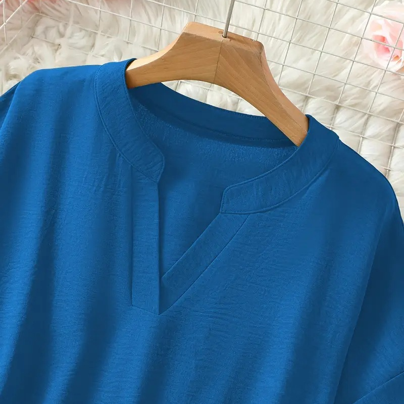 T-shirt moderna a taglio ampio